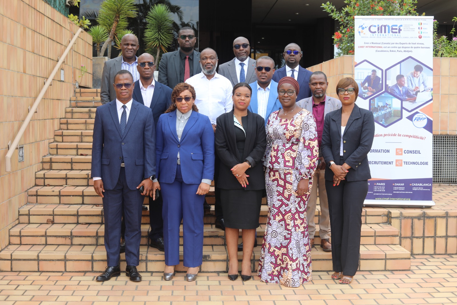 Energies renouvelables et efficacité énergetique : Elaboration de stratégies de développement durable