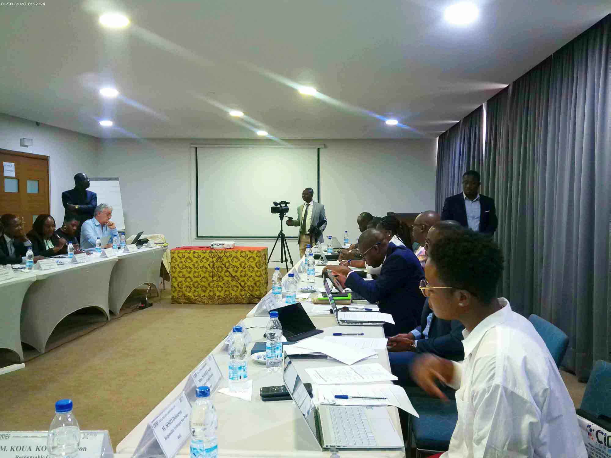 Ingénierie financière et analyse des performances d’une IMF (Institution de Microfinance)