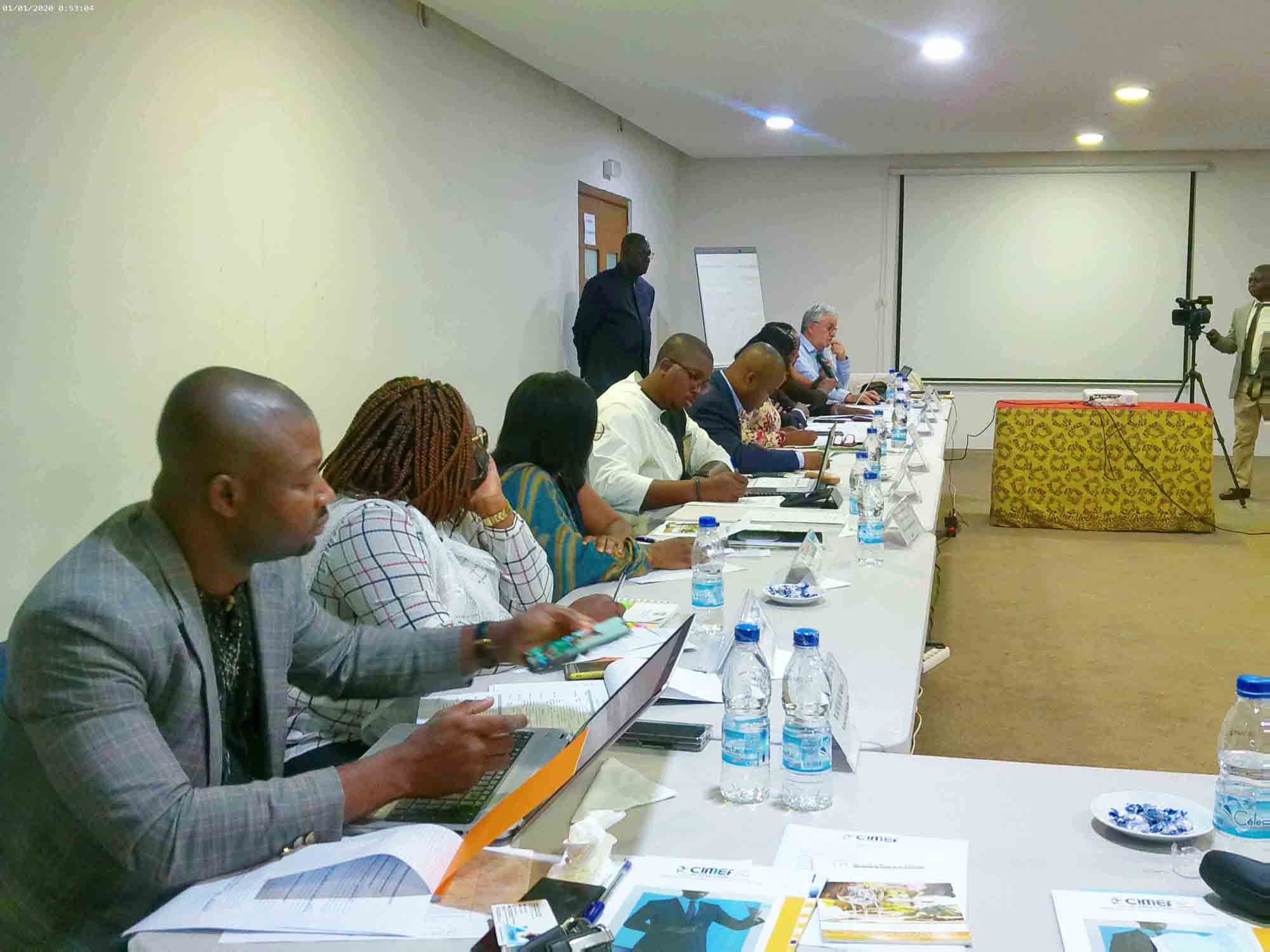 Gestion active de la trésorerie de l'Etat : prévision des flux de trésorerie