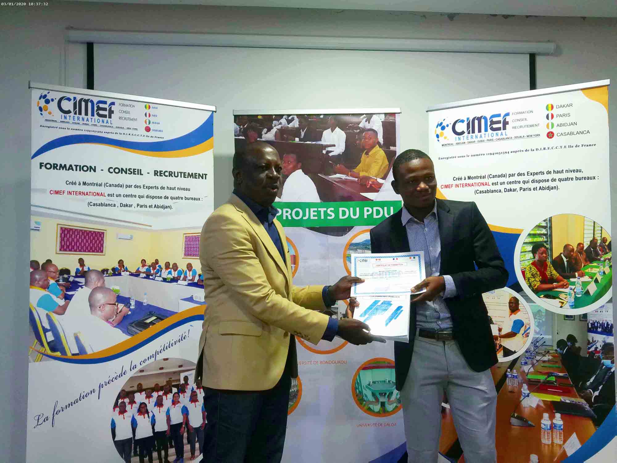 Gouvernance et stratégies en microfinance