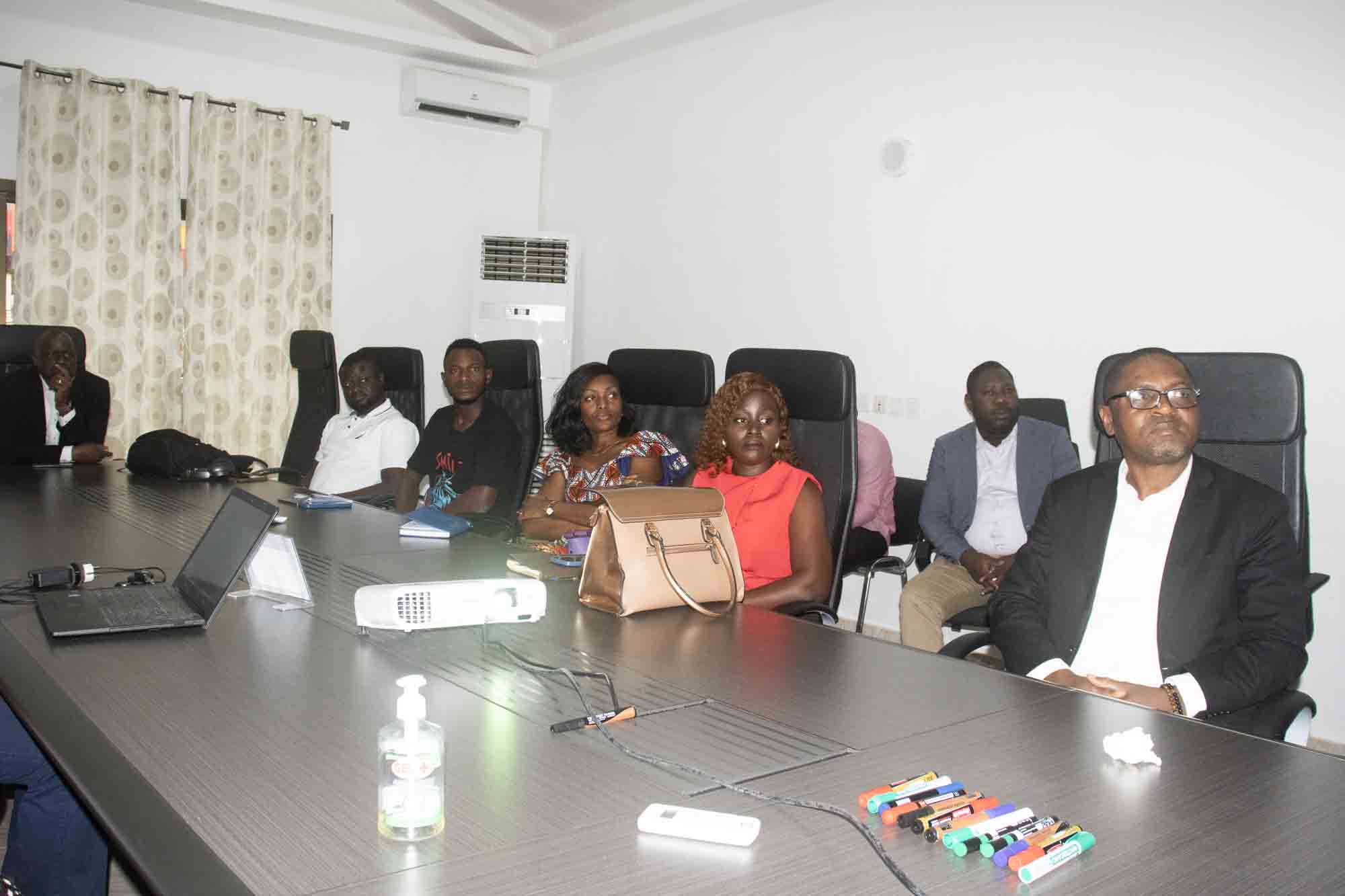 Hygiène, santé, sécurité, environnement et développement durable dans les sites pétroliers